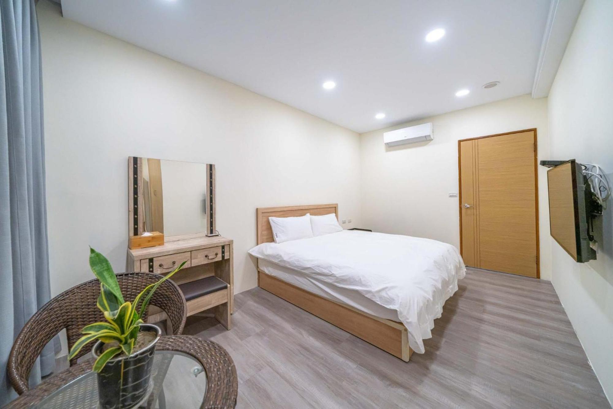 Fu Bo Ju Apartment Tainan Exterior photo